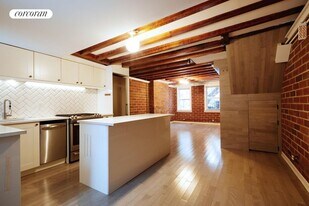 160 Guernsey St in Brooklyn, NY - Building Photo