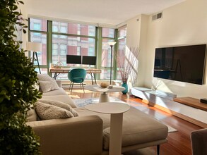 1150 K St NW, Unit 808 in Washington, DC - Building Photo - Building Photo