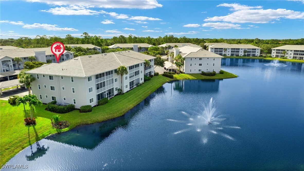 7822 Great Heron Way in Naples, FL - Building Photo