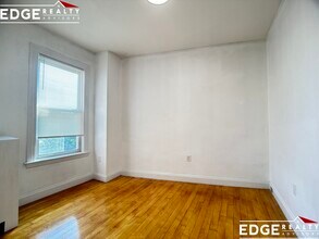 24 Leamington Rd, Unit 1 in Boston, MA - Building Photo - Building Photo