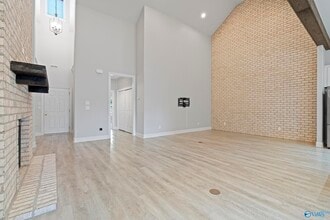 1032 Cresent Falls in Huntsville, AL - Building Photo - Building Photo
