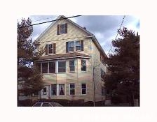 87 Thomas Ave in Pawtucket, RI - Foto de edificio