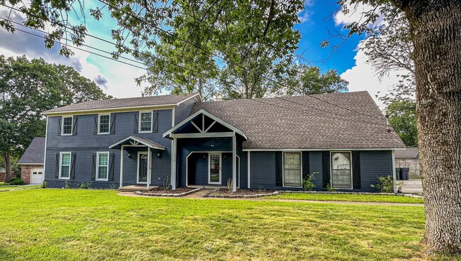 property at 1008 Way Thru The Woods SW