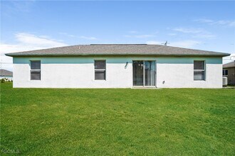 2050 NW 7th Terrace in Cape Coral, FL - Building Photo - Building Photo