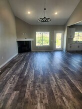 625 S 83rd Ave in Yakima, WA - Building Photo - Building Photo