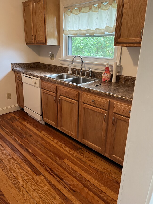 3941 S Madison Ave, Unit 2 in Cincinnati, OH - Building Photo - Building Photo