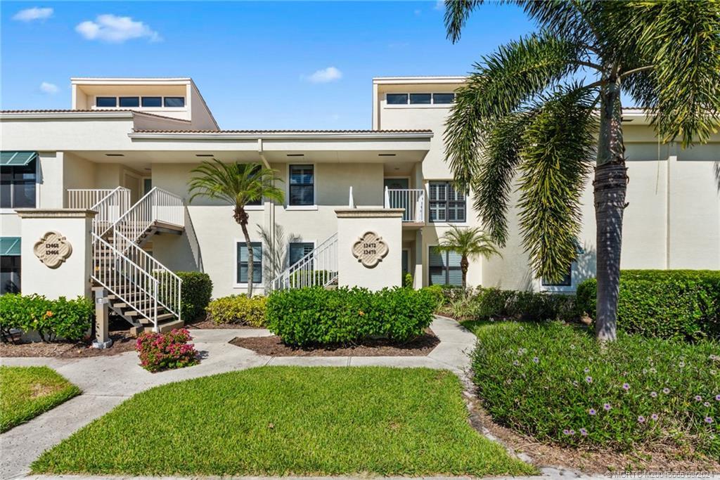 13472 Harbour Ridge Blvd in Palm City, FL - Foto de edificio