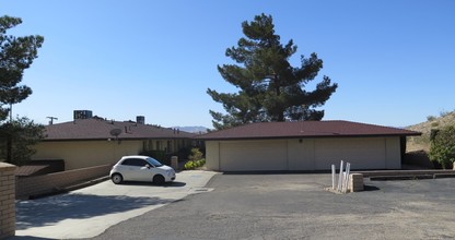 16078 Rancherias Ln in Apple Valley, CA - Building Photo - Other