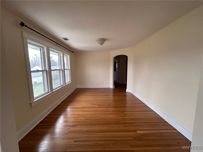 475 Potters Rd in Buffalo, NY - Building Photo - Building Photo