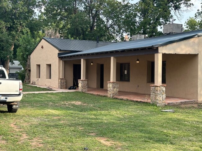 property at 609 6th St