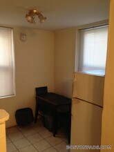 126 Warren St, Unit 11 in Boston, MA - Building Photo - Building Photo