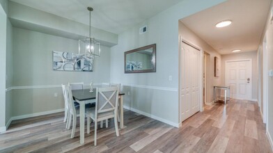 16635 Lake Cir Dr in Ft. Myers, FL - Building Photo - Building Photo