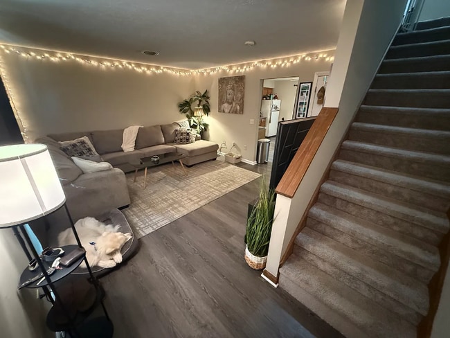 property at 1115 Glen Ct