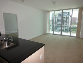 79 SW 12th St, Unit 1203-s in Miami, FL - Foto de edificio - Building Photo