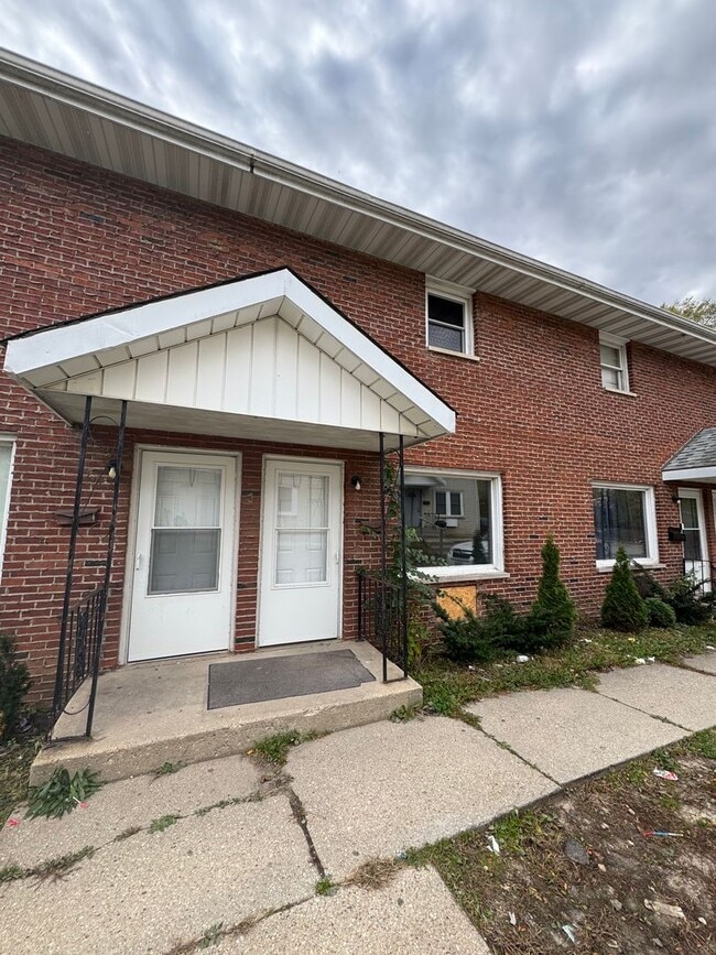 property at 3308 Sablewood Dr