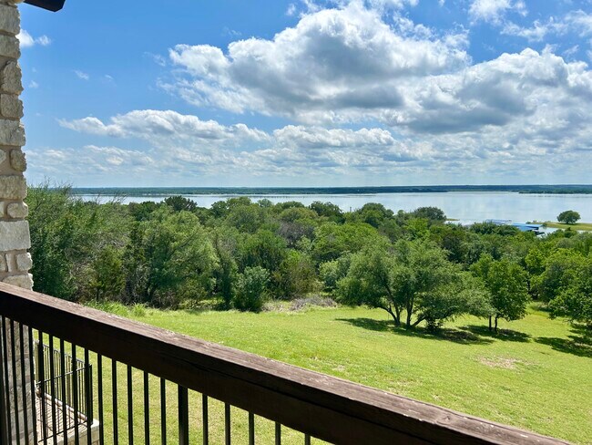 26035 Heartwood Dr in Whitney, TX - Building Photo - Building Photo