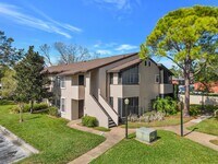 2924 Antique Oaks Cir