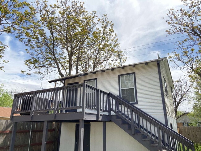 property at 1909 16th St