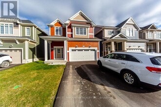 260 Beechwood Forest Ln in Gravenhurst, ON - Building Photo - Building Photo