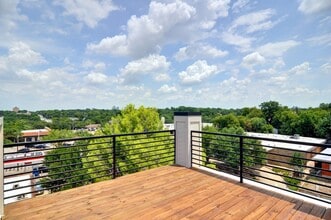 2512 Forest Park Blvd in Fort Worth, TX - Building Photo - Building Photo
