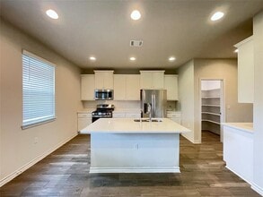 1602 Jacey Way in Austin, TX - Building Photo - Building Photo
