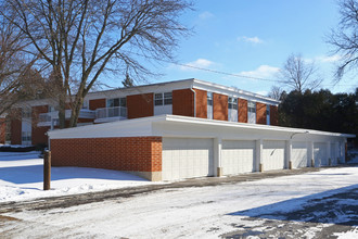 Lexington Green in Madison, WI - Foto de edificio - Building Photo