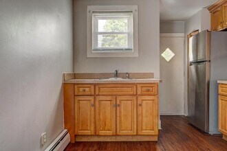 329 E Union St in Burlington, NJ - Building Photo - Building Photo