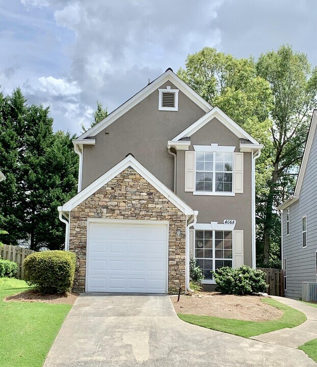 4068 Beaver Oaks Dr in Duluth, GA - Building Photo
