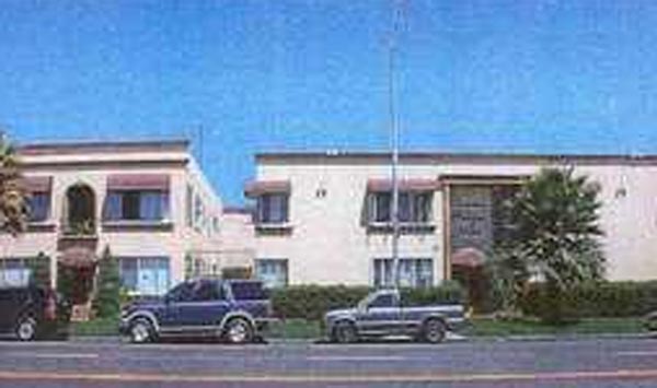 Seaside Garden Villas in Long Beach, CA - Building Photo - Building Photo