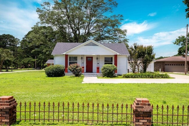 18324 Arch St in Little Rock, AR - Building Photo - Building Photo