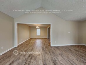 245 King Arnold Dr in Dallas, GA - Foto de edificio - Building Photo