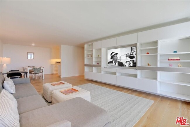 property at 1220 Coast Village Rd