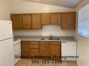 110 W 33rd St in Farmington, NM - Building Photo - Building Photo