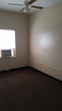 3329 Ward St in Pittsburgh, PA - Foto de edificio - Building Photo
