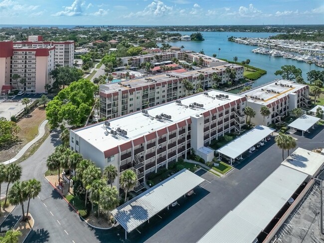 220 Santa Maria St, Unit 240 in Venice, FL - Building Photo - Building Photo