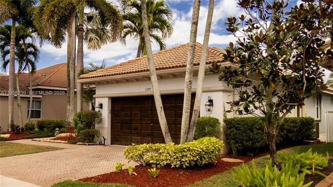 2288 Quail Roost Dr in Weston, FL - Building Photo - Building Photo