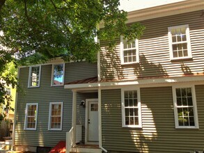 1 Norfolk Pl in Cambridge, MA - Building Photo - Building Photo