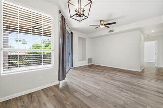 1633 E Lakeside Dr in Gilbert, AZ - Building Photo - Building Photo