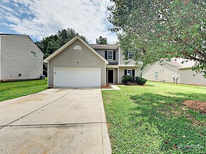 4009 Far West Dr in Charlotte, NC - Building Photo - Building Photo