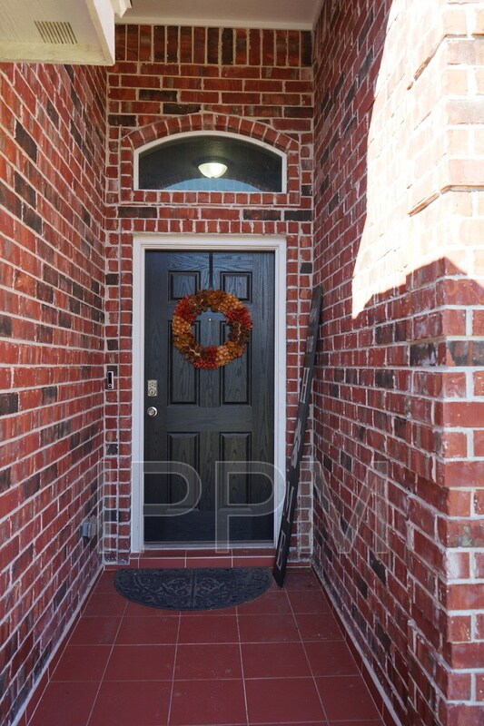 2234 S Christian Cir in Harlingen, TX - Foto de edificio - Building Photo