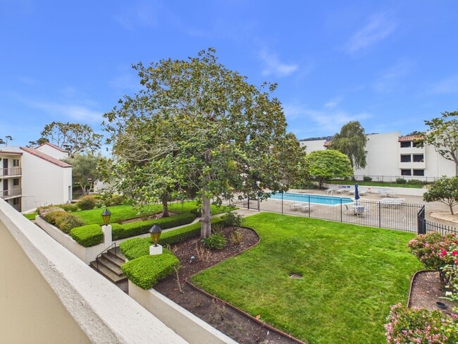 property at 500 Glenwood Cir