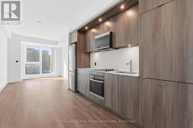 property at 25 Cordova Ave