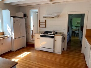 45 Old Cove Rd in Duxbury, MA - Building Photo - Building Photo