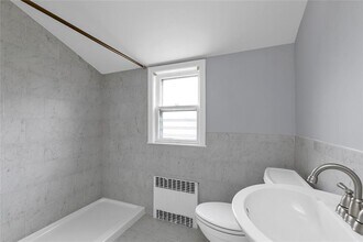 66 Denton Ave in East Rockaway, NY - Building Photo - Building Photo