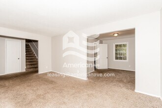 404 Laurie Ln in Warner Robins, GA - Building Photo - Building Photo