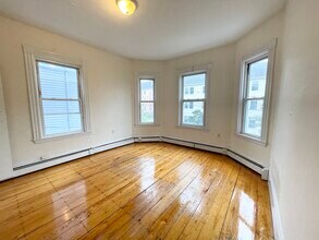 70 Calumet St, Unit 2 in Boston, MA - Building Photo - Building Photo