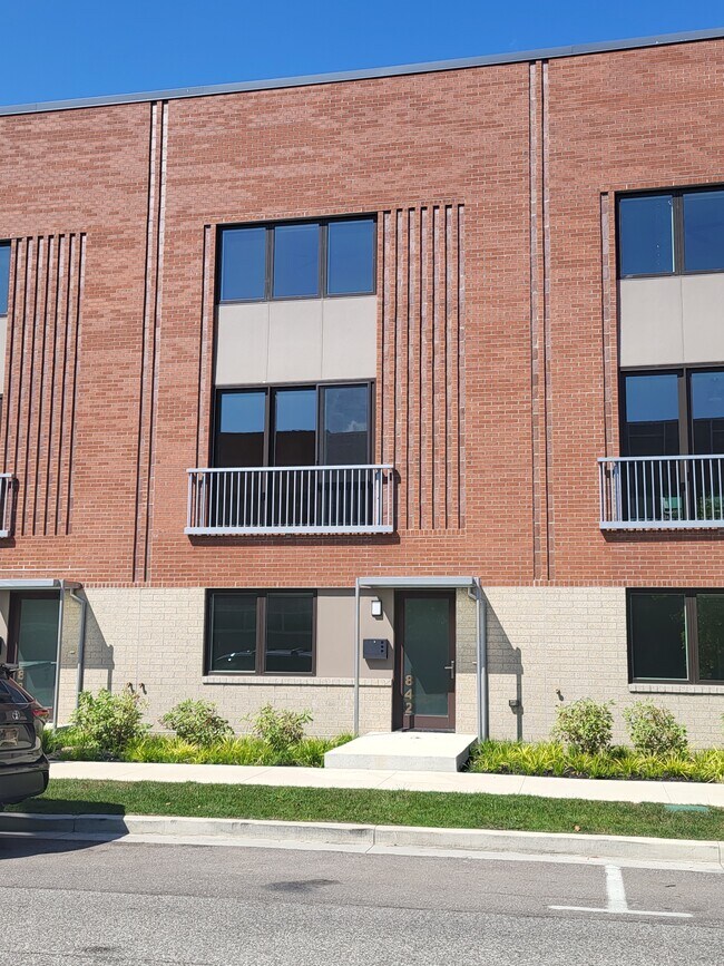 842 7th St in Columbus, IN - Building Photo - Building Photo