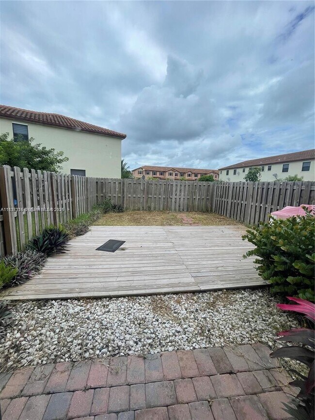 3757 SE 2nd Dr in Homestead, FL - Building Photo - Building Photo