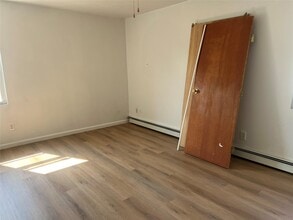 86-30 235th Ct in Queens, NY - Building Photo - Building Photo