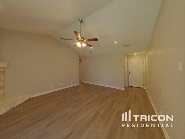 8620 Santa Clara Dr in Frisco, TX - Building Photo - Building Photo